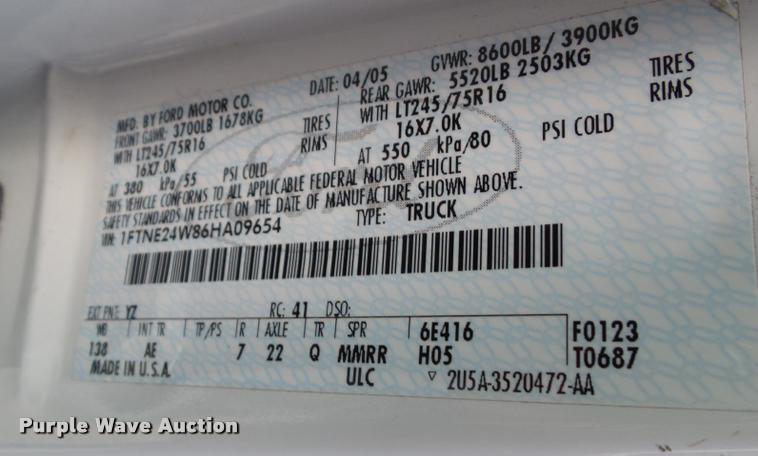 image for item CB9853 2006 Ford E250 van