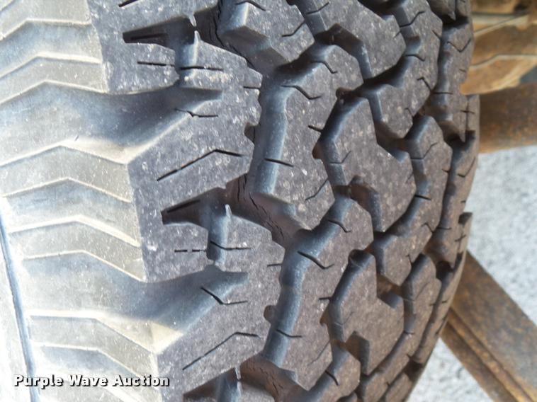 image for item CB9854 1995 Toyota T100 SR5 XtraCab pickup truck