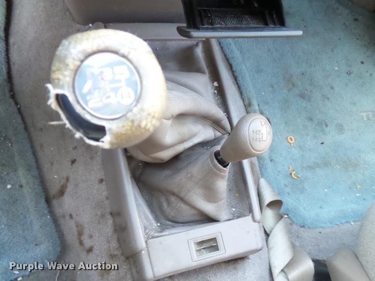 image for item CB9854 1995 Toyota T100 SR5 XtraCab pickup truck