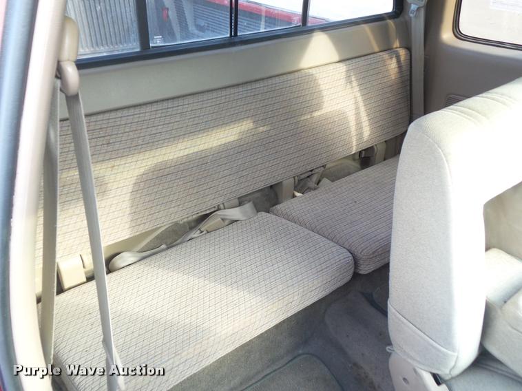 image for item CB9854 1995 Toyota T100 SR5 XtraCab pickup truck