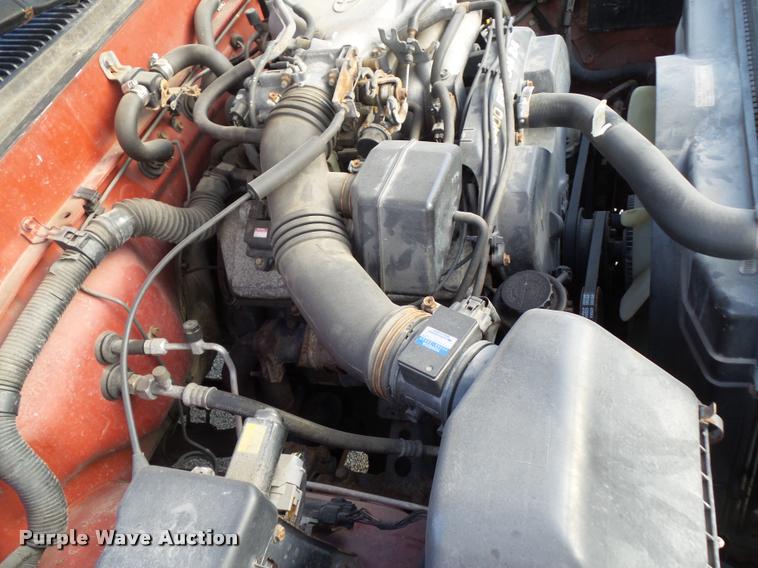 image for item CB9854 1995 Toyota T100 SR5 XtraCab pickup truck