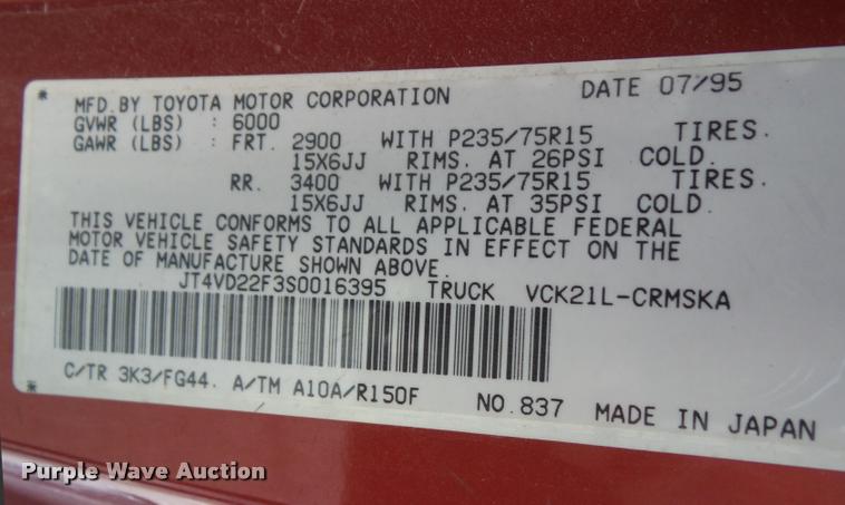 image for item CB9854 1995 Toyota T100 SR5 XtraCab pickup truck