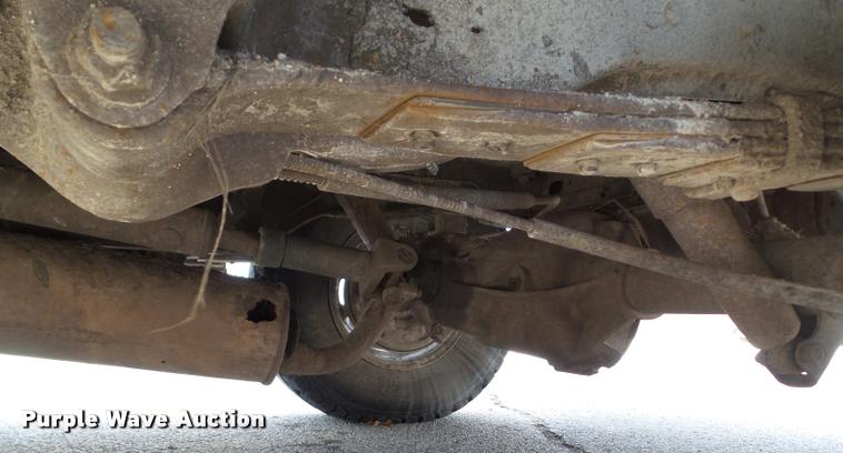 image for item CB9855 1983 Ford Bronco XLT SUV