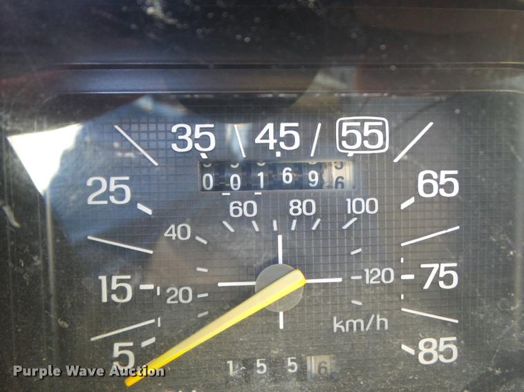 image for item CB9855 1983 Ford Bronco XLT SUV