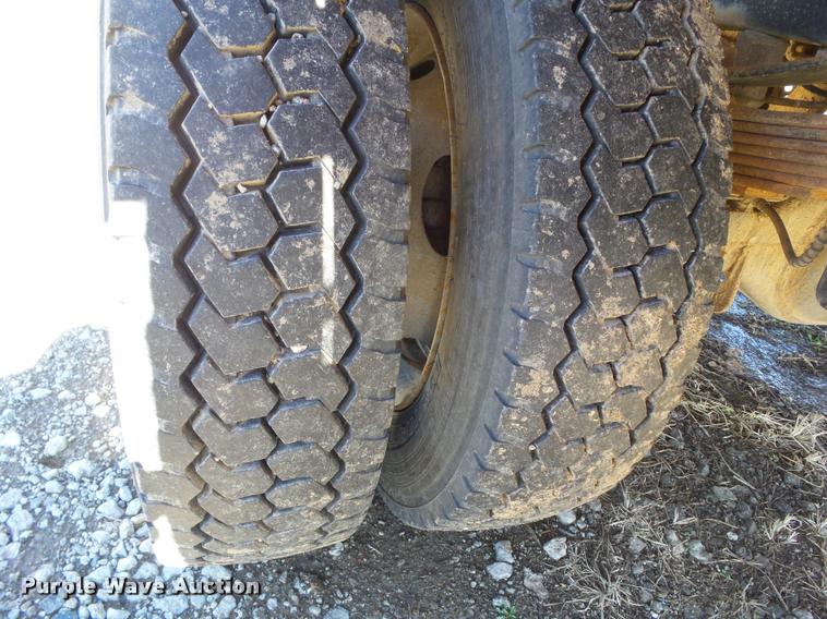 image for item CB9856 2008 Ford F450 Super Duty flatbed truck