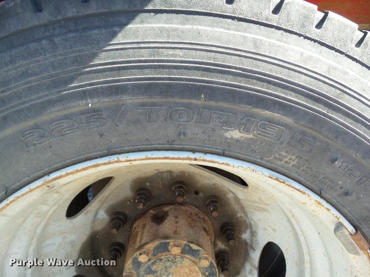 image for item CB9856 2008 Ford F450 Super Duty flatbed truck