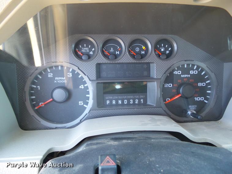 image for item CB9856 2008 Ford F450 Super Duty flatbed truck