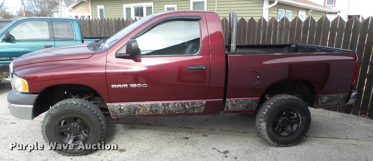image for item CB9859 2002 Dodge Ram 1500 pickup truck