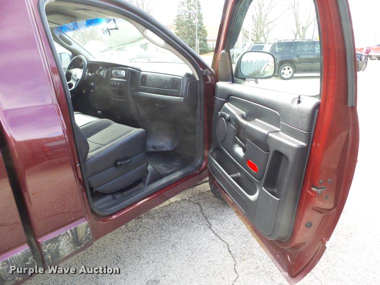 image for item CB9859 2002 Dodge Ram 1500 pickup truck