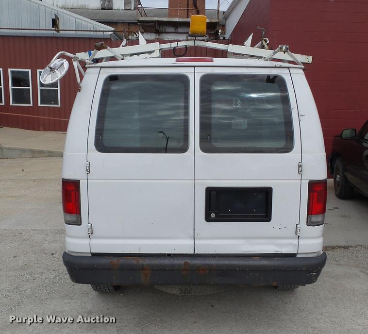 image for item CB9860 2004 Ford E250 van