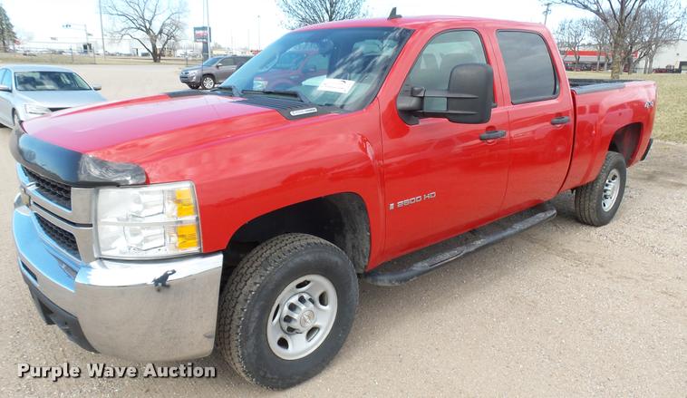 image for item DA0404 2009 Chevrolet Silverado 2500HD Crew Cab pickup truck