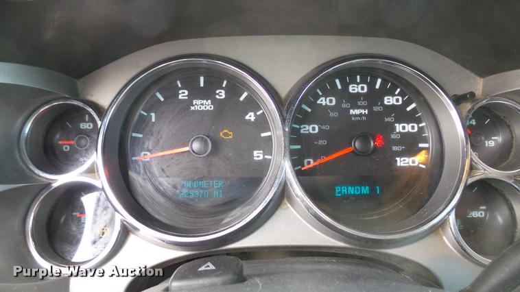 image for item DA0404 2009 Chevrolet Silverado 2500HD Crew Cab pickup truck