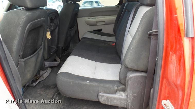 image for item DA0404 2009 Chevrolet Silverado 2500HD Crew Cab pickup truck
