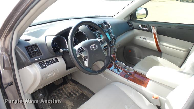 image for item DA0406 2013 Toyota Highlander Limited SUV