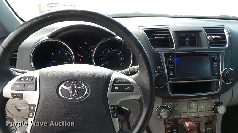 image for item DA0406 2013 Toyota Highlander Limited SUV