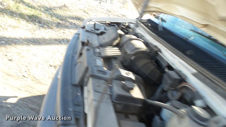 image for item DA0413 2006 Ford E250 van