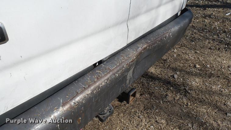 image for item DA0413 2006 Ford E250 van