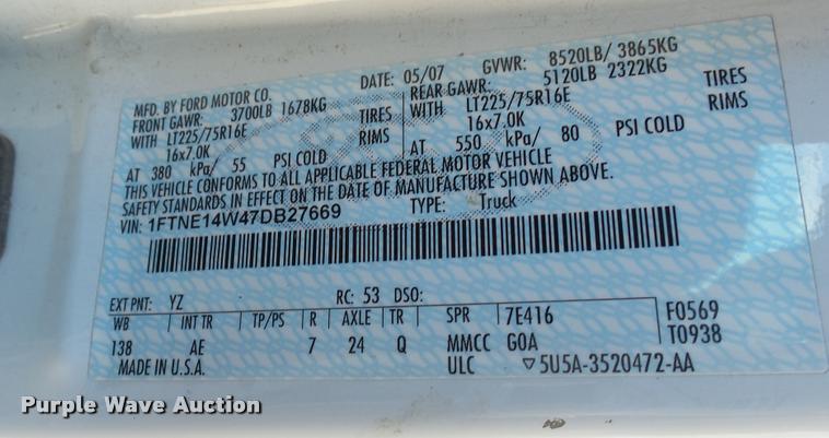 image for item DA0414 2007 Ford E150 van