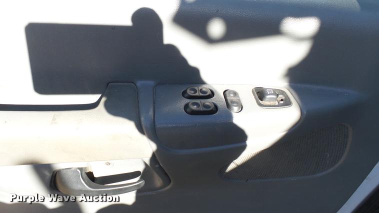 image for item DA0414 2007 Ford E150 van