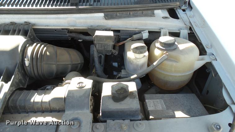 image for item DA0414 2007 Ford E150 van