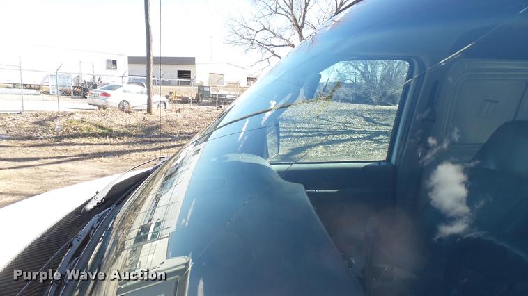 image for item DA0414 2007 Ford E150 van