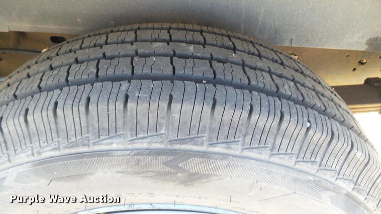 image for item DA0414 2007 Ford E150 van