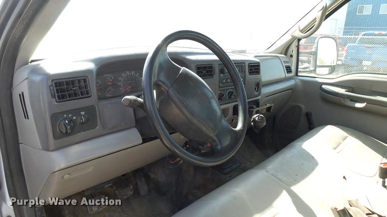 image for item DA0425 1999 Ford F450 Super Duty flatbed truck