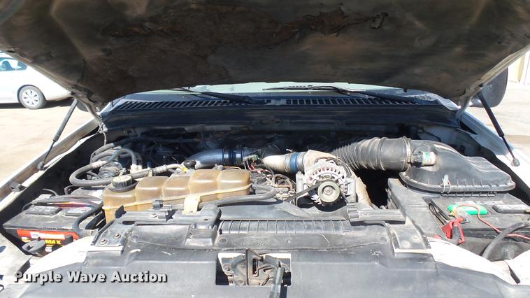 image for item DA0425 1999 Ford F450 Super Duty flatbed truck