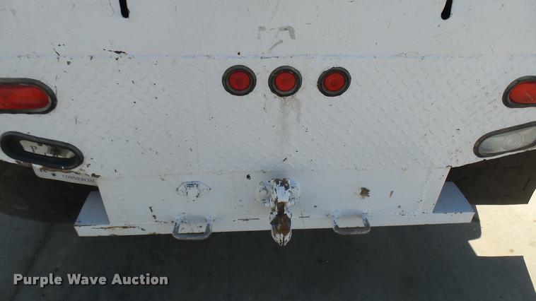 image for item DA0425 1999 Ford F450 Super Duty flatbed truck