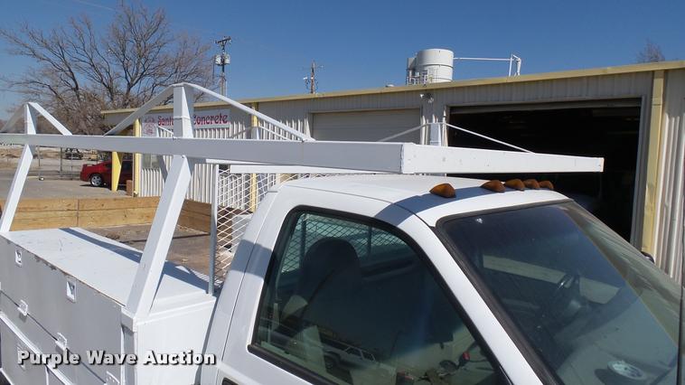 image for item DA0425 1999 Ford F450 Super Duty flatbed truck