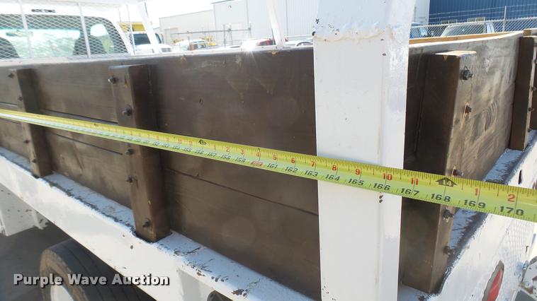 image for item DA0425 1999 Ford F450 Super Duty flatbed truck