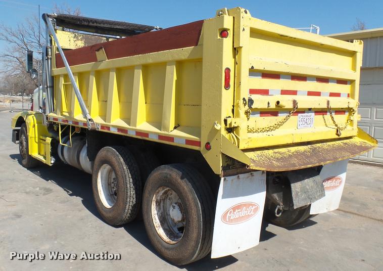 image for item DA0426 1987 Peterbilt 377 dump truck