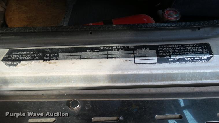 image for item DA0426 1987 Peterbilt 377 dump truck