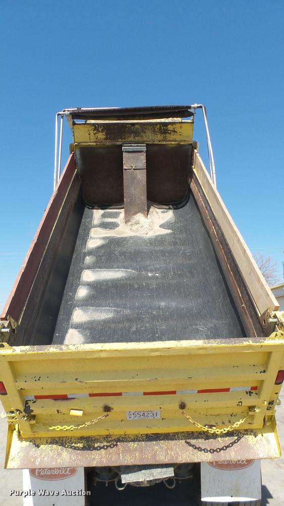 image for item DA0426 1987 Peterbilt 377 dump truck