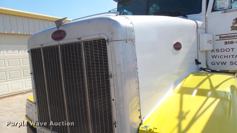 image for item DA0426 1987 Peterbilt 377 dump truck