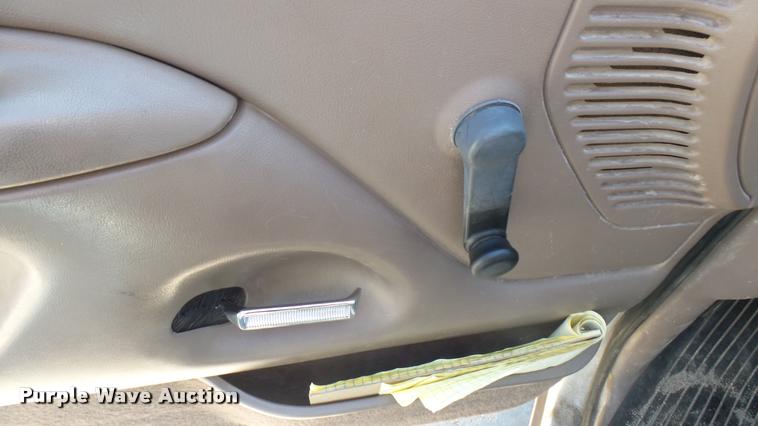 image for item DA0427 1996 Ford F150 pickup truck