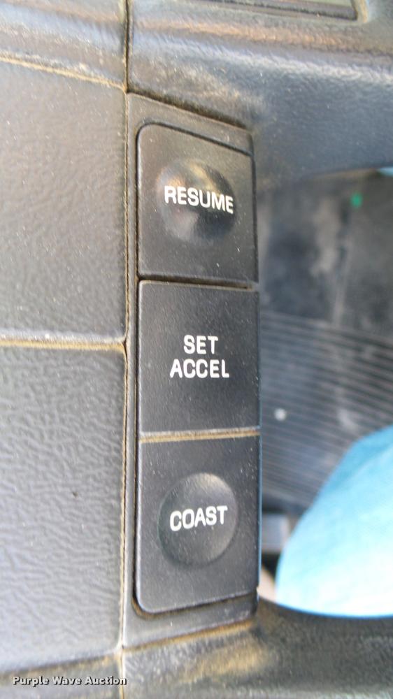 image for item DA0427 1996 Ford F150 pickup truck