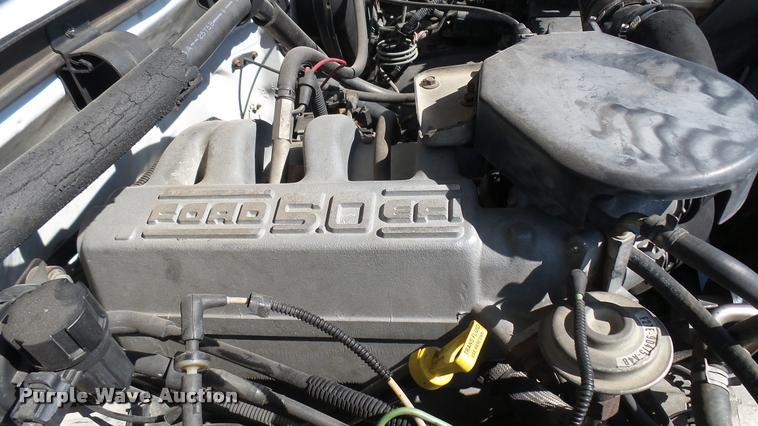 image for item DA0427 1996 Ford F150 pickup truck