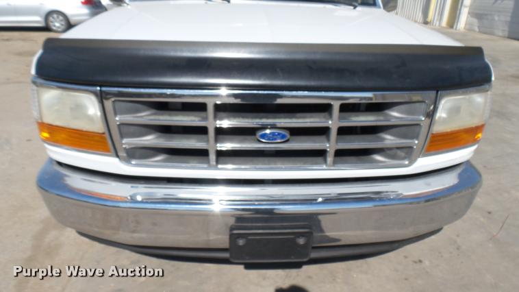 image for item DA0427 1996 Ford F150 pickup truck