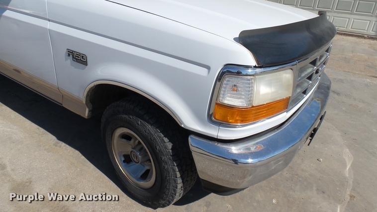 image for item DA0427 1996 Ford F150 pickup truck