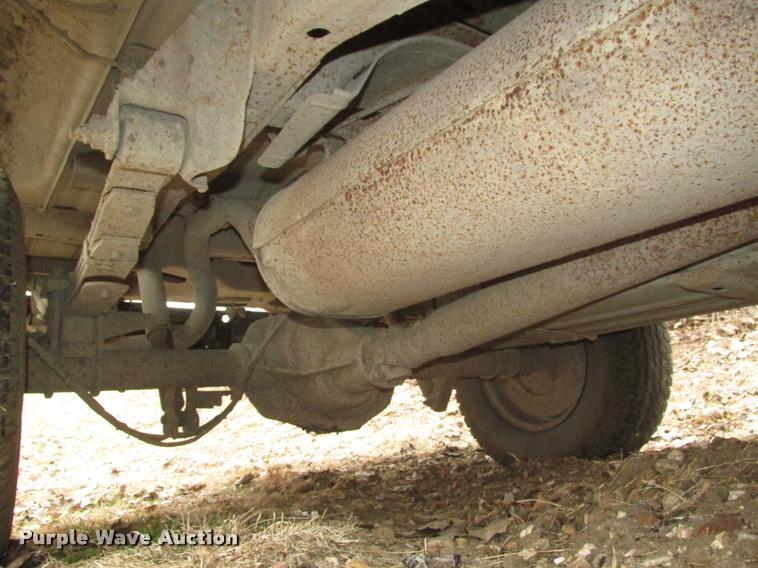 image for item DA0557 2002 Ford F150 XL pickup truck