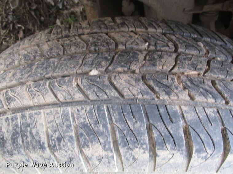 image for item DA0557 2002 Ford F150 XL pickup truck