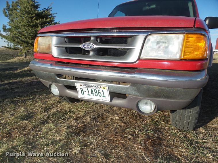 image for item DA0579 1997 Ford Ranger XLT SuperCab pickup truck