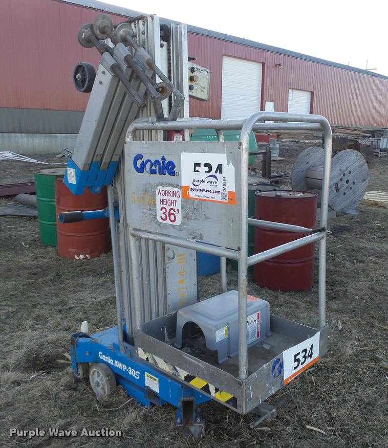 image for item DA0584 Genie 30AWP vertical lift