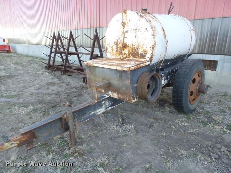 image for item DA0585 Shop built tank trailer