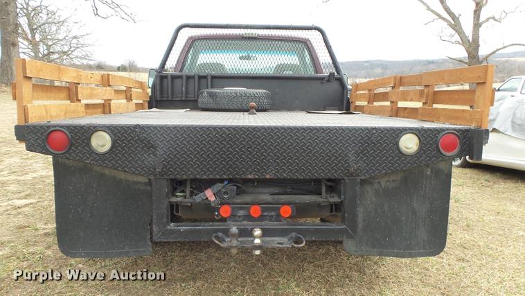 image for item DA2541 1993 Chevrolet Silverado 3500 flatbed pickup truck