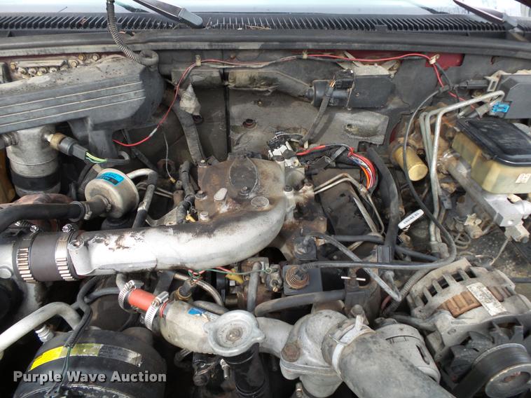 image for item DA2541 1993 Chevrolet Silverado 3500 flatbed pickup truck