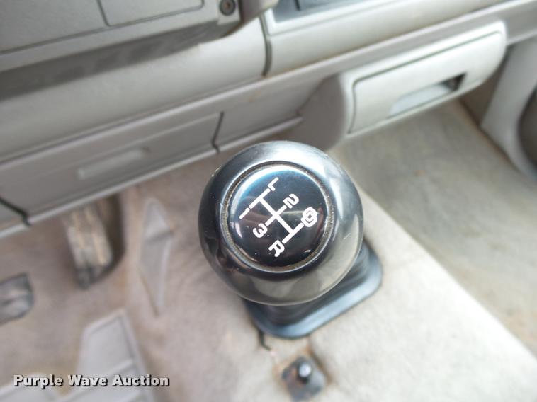 image for item DA2541 1993 Chevrolet Silverado 3500 flatbed pickup truck