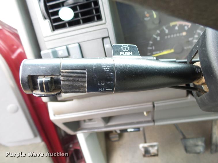 image for item DA2541 1993 Chevrolet Silverado 3500 flatbed pickup truck