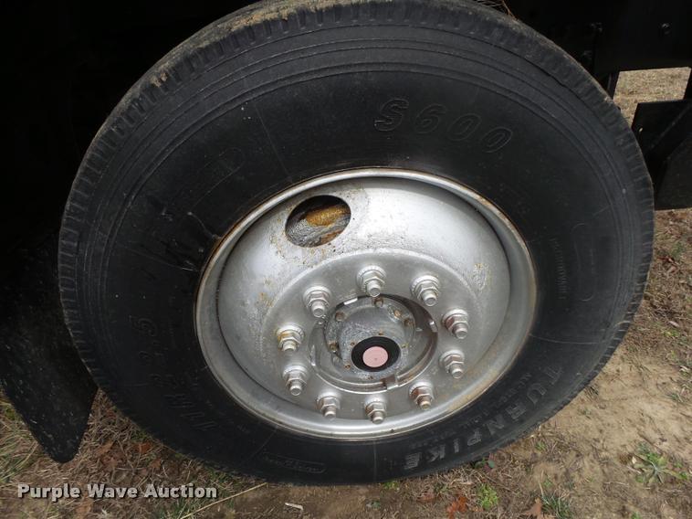 image for item DA2545 1996 International 4900 dump truck